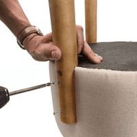 Kit 2 Puff Banqueta Linho Quarto Sala Pés De Madeira